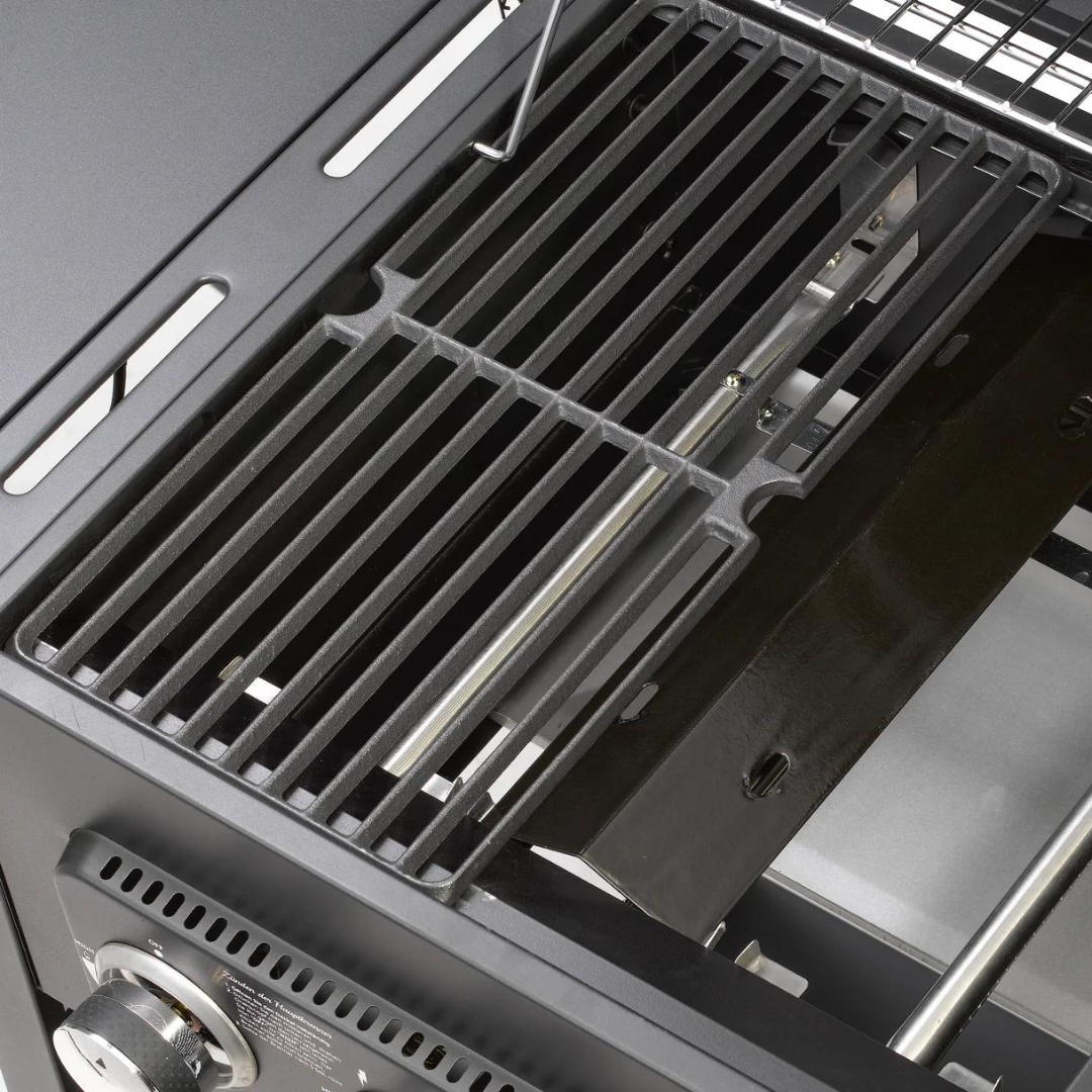 Inside firebox image of CosmoGrill DUO Dual Fuel Gas and Charcoal Barbecue